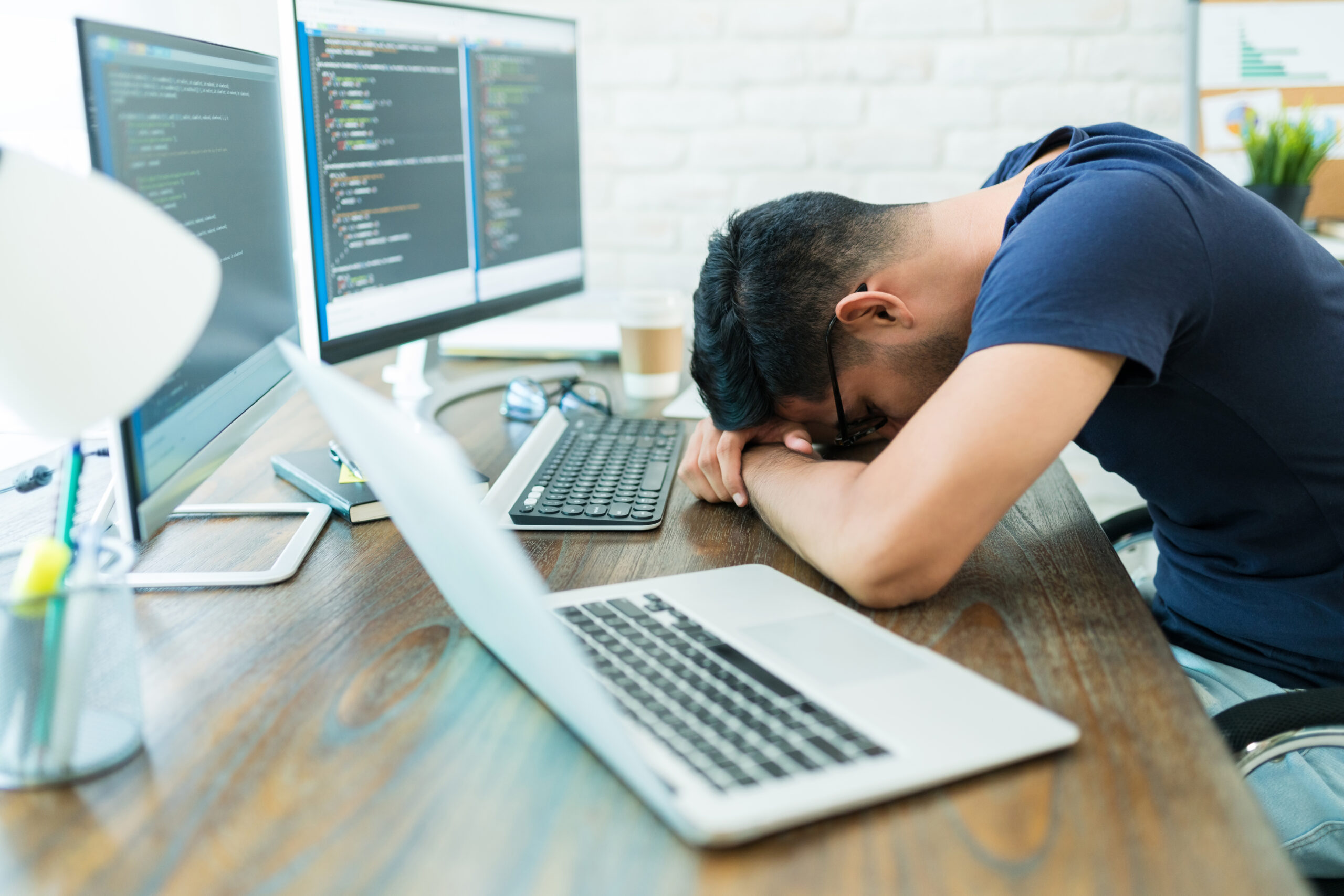You are currently viewing 8 Common Software Development Mistakes & How to Avoid Them