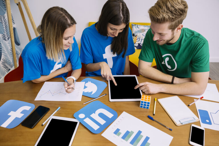 Read more about the article Is Digital Marketing a Good Career Choice? A Practical Guide for Beginners